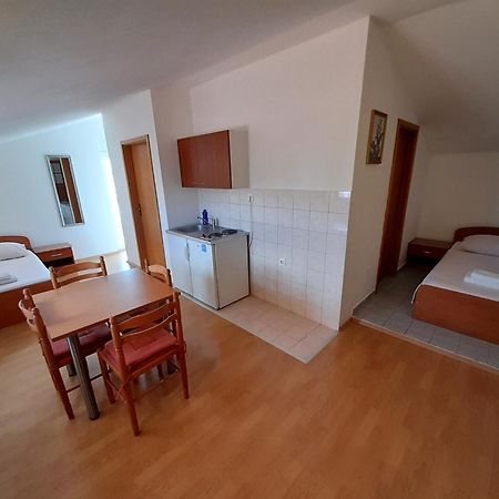 Apartments Nikolas Водице Екстер'єр фото