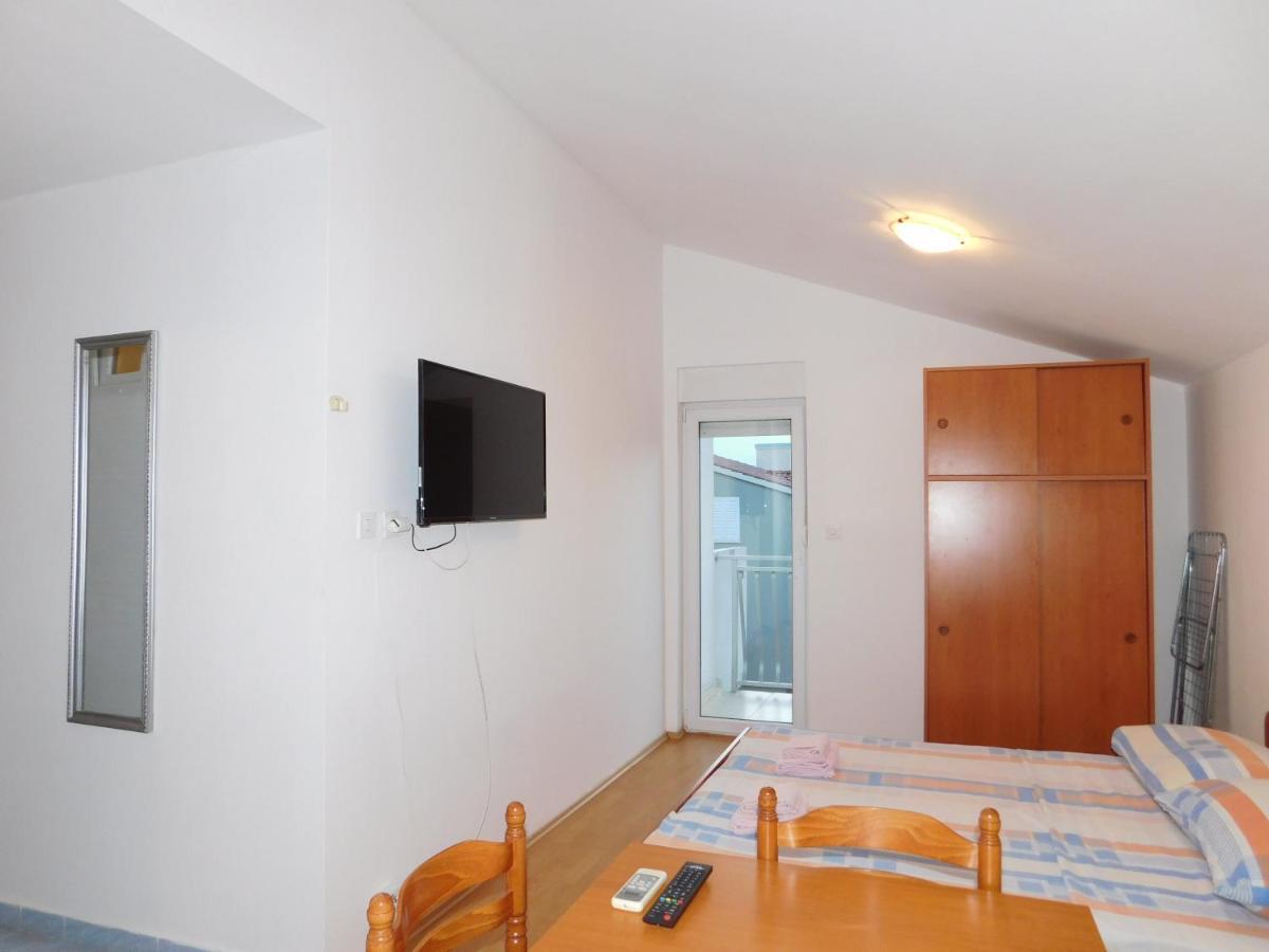 Apartments Nikolas Водице Екстер'єр фото