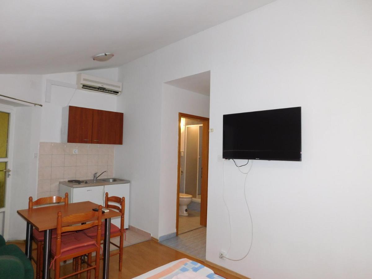 Apartments Nikolas Водице Екстер'єр фото