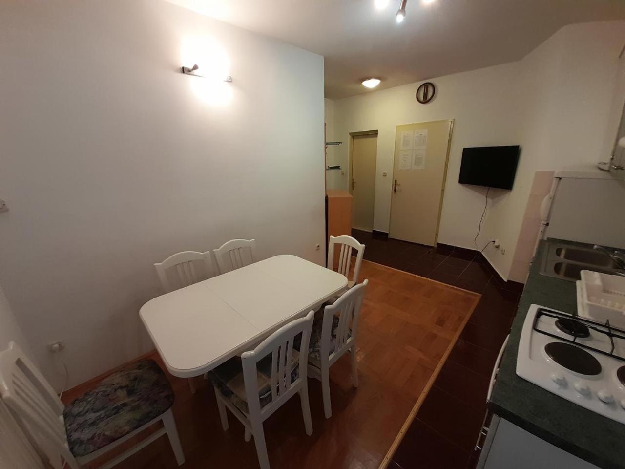 Apartments Nikolas Водице Екстер'єр фото
