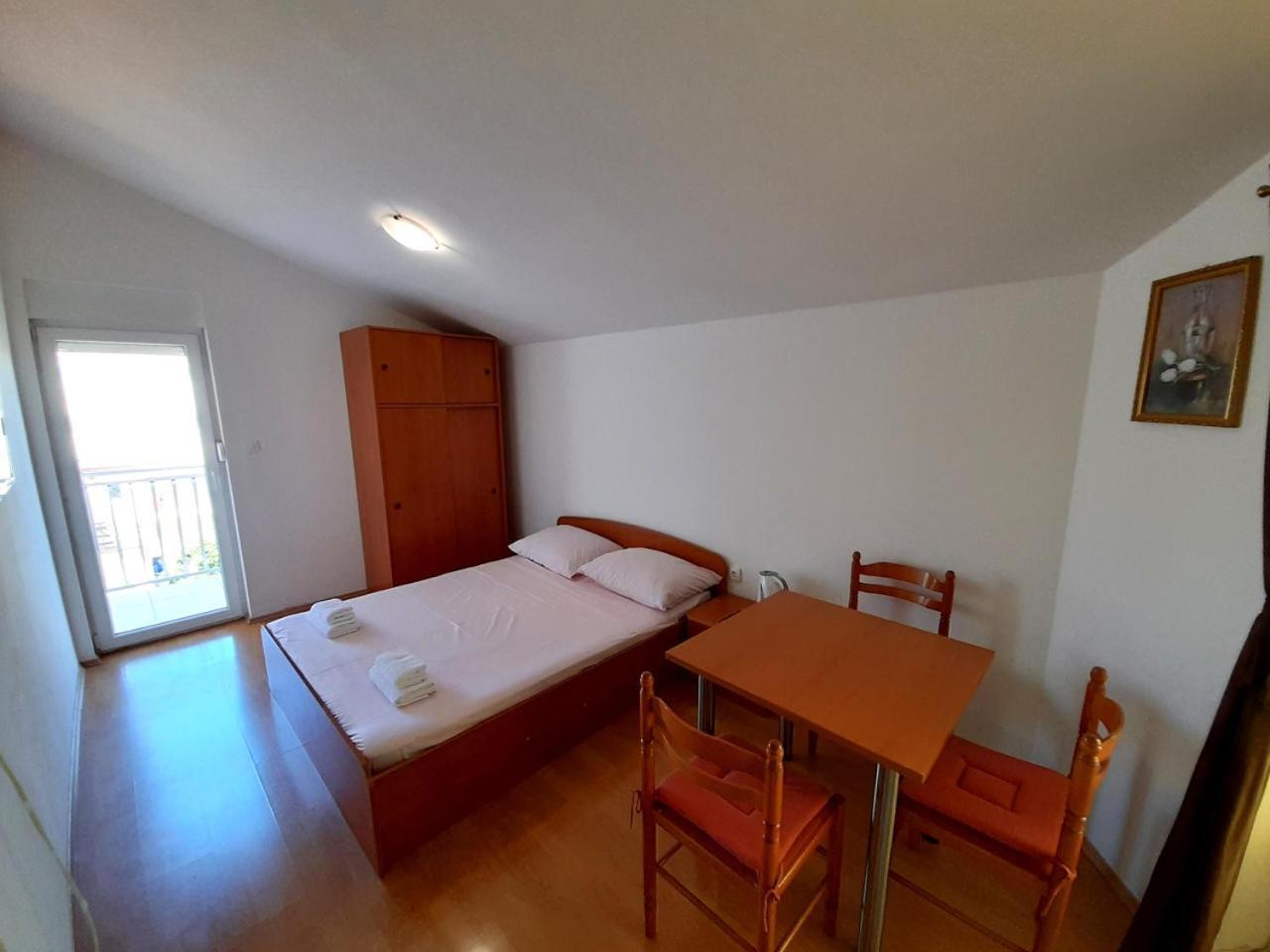 Apartments Nikolas Водице Екстер'єр фото