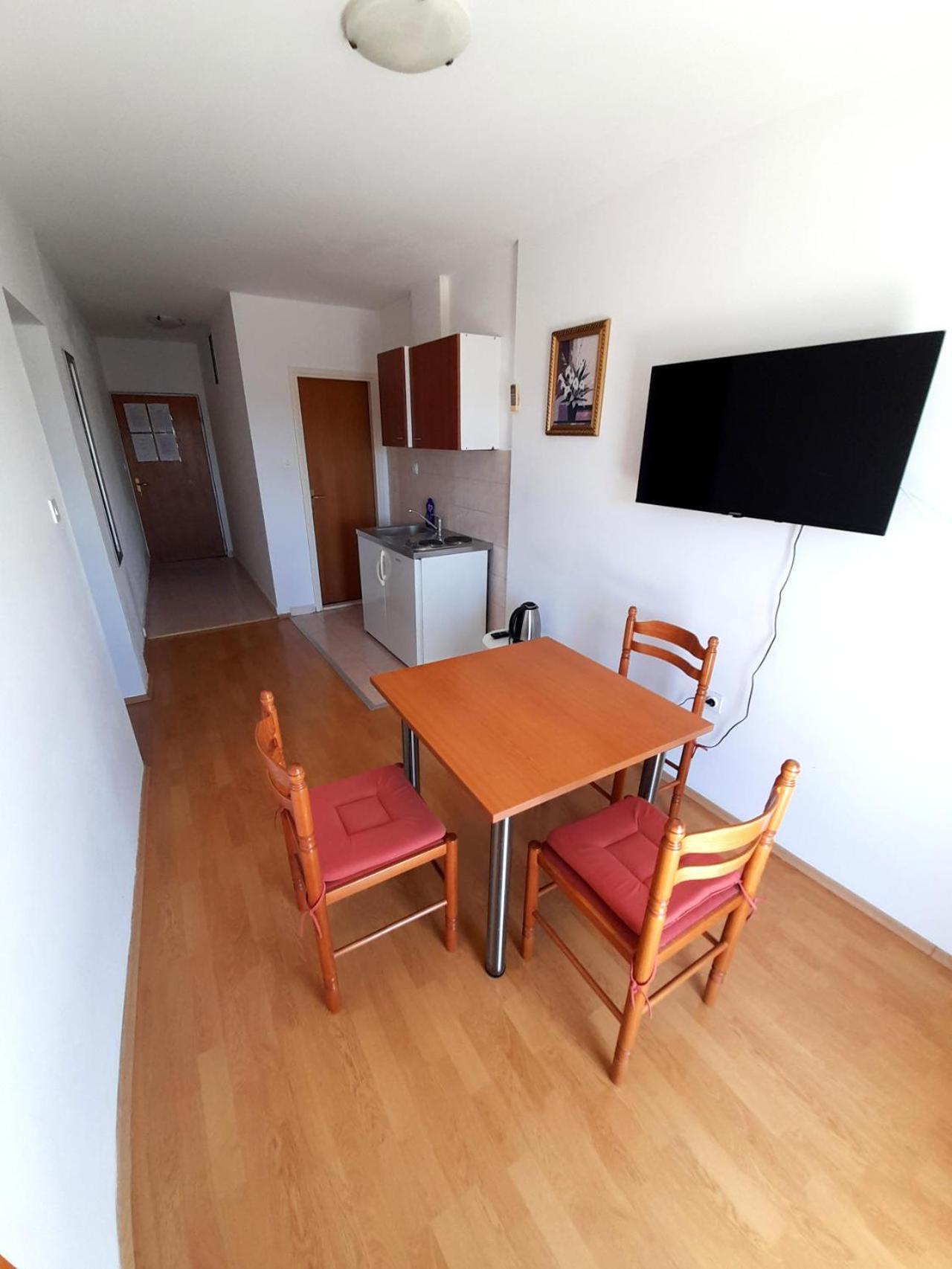 Apartments Nikolas Водице Екстер'єр фото