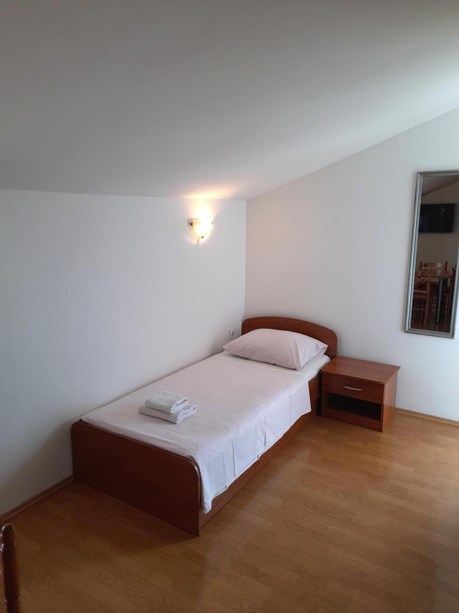 Apartments Nikolas Водице Екстер'єр фото